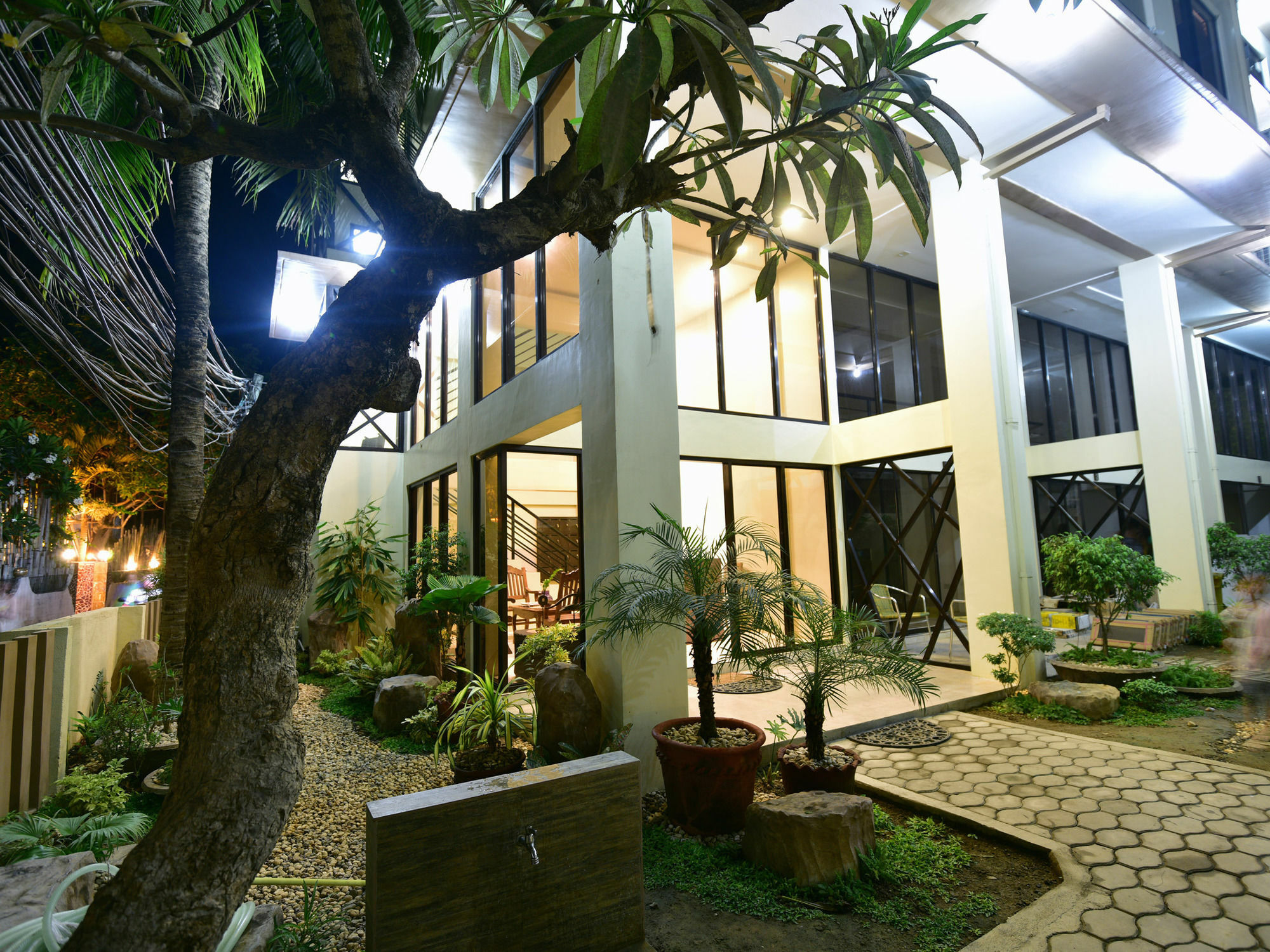 Anahaw Apartments Whitebeach Manoc-Manoc Exterior photo